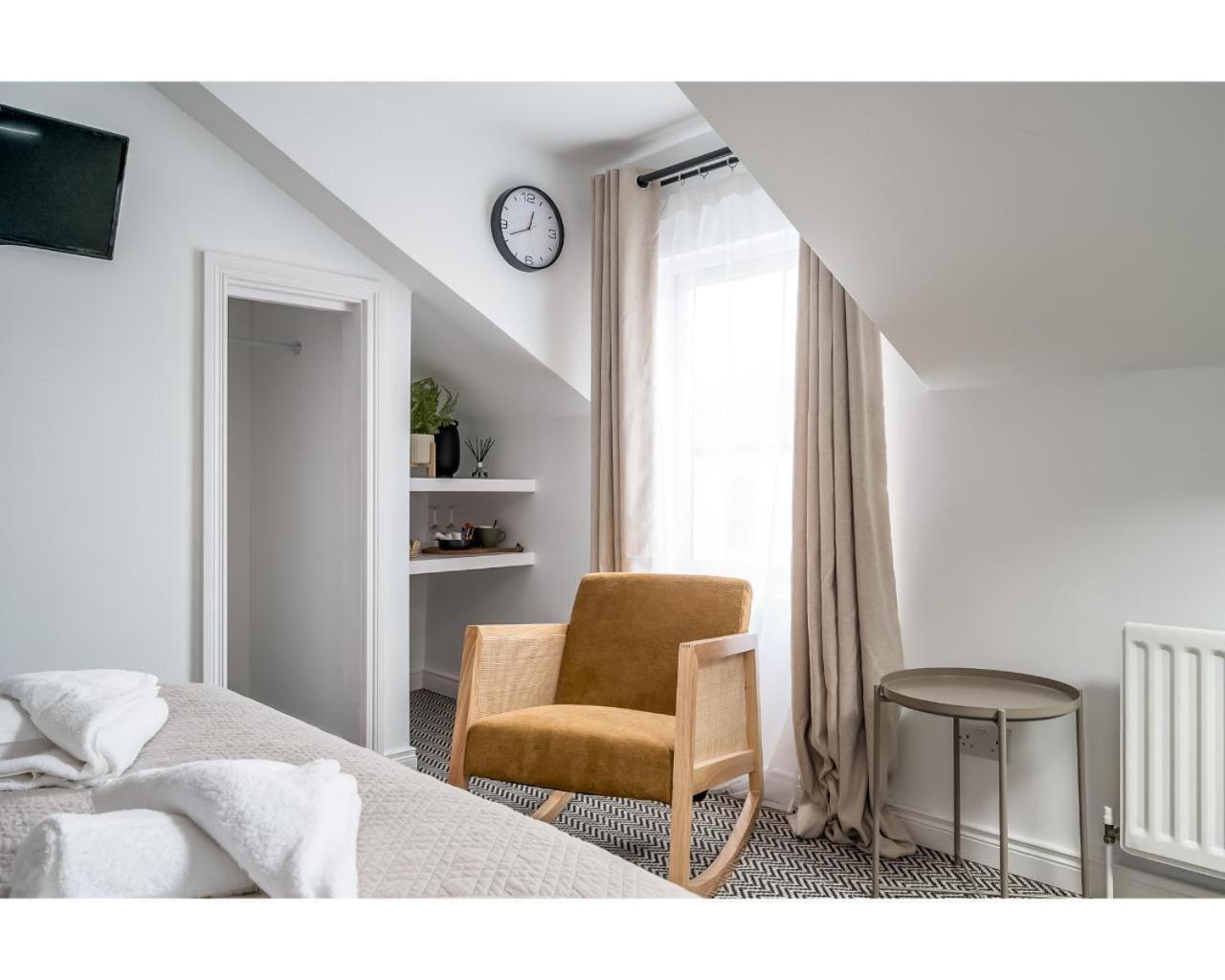 The Wellesley Hotel Белфаст Стая снимка